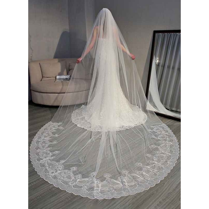One-tier Sequin Trim Edge Cathedral Bridal Veils With Sequin/Lace